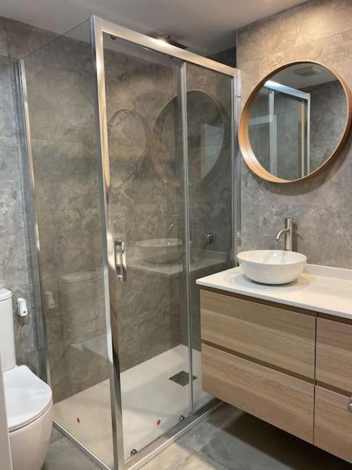 176A Apto Moderno De 3 Habitaciones Хихон Экстерьер фото